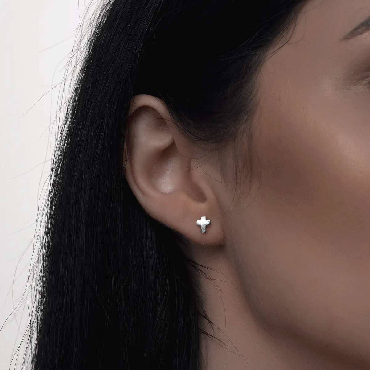 14K white gold earrings