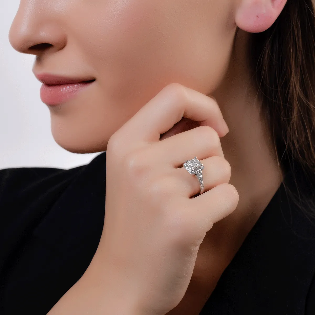 Inel de logodna din aur alb de 18K cu diamante de 0.86ct