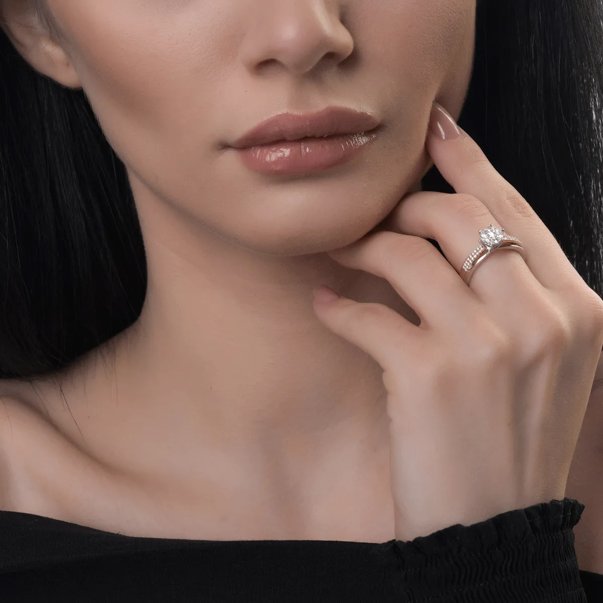 18K fehérrózsa arany eljegyzési gyűrű 0.36ct gyémántokkal