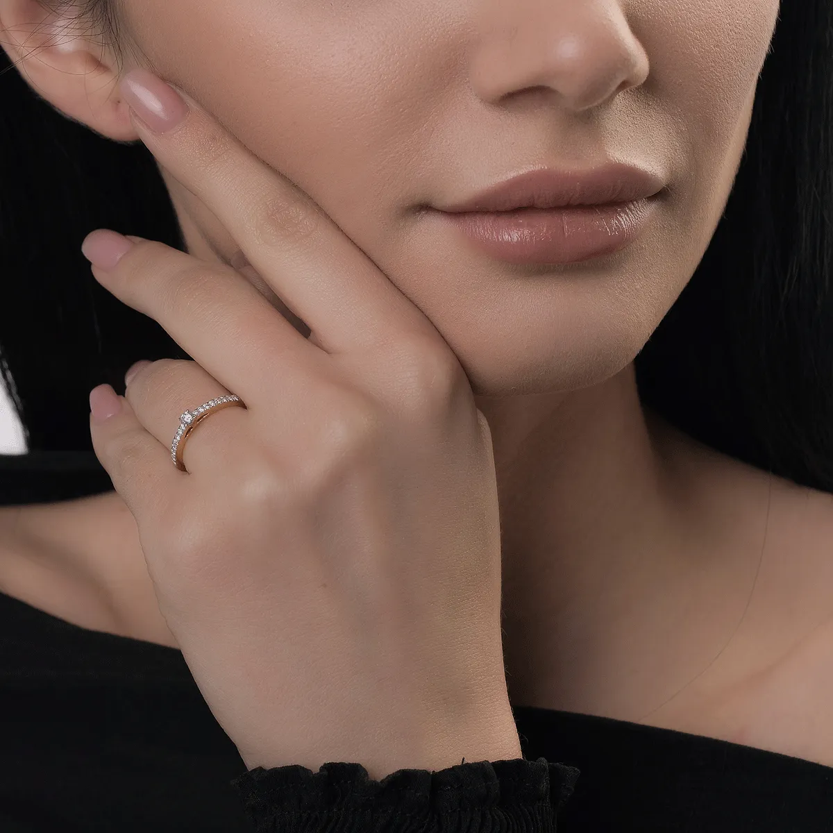 Inel de logodna din aur galben de 18K cu diamant de 0.11ct si diamante de 0.14ct