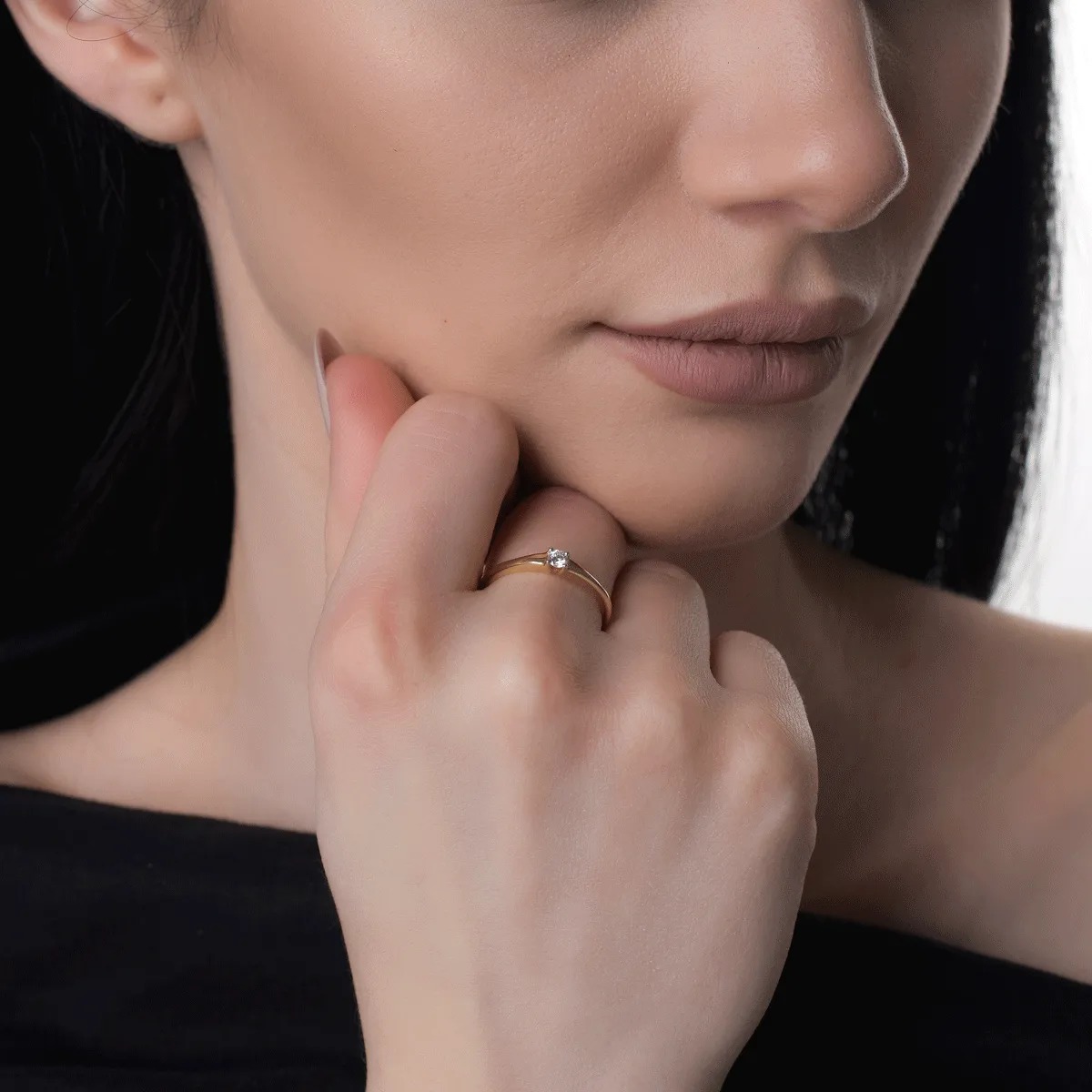 Inel de logodna din aur galben de 18K cu un diamant solitaire de 0.1ct