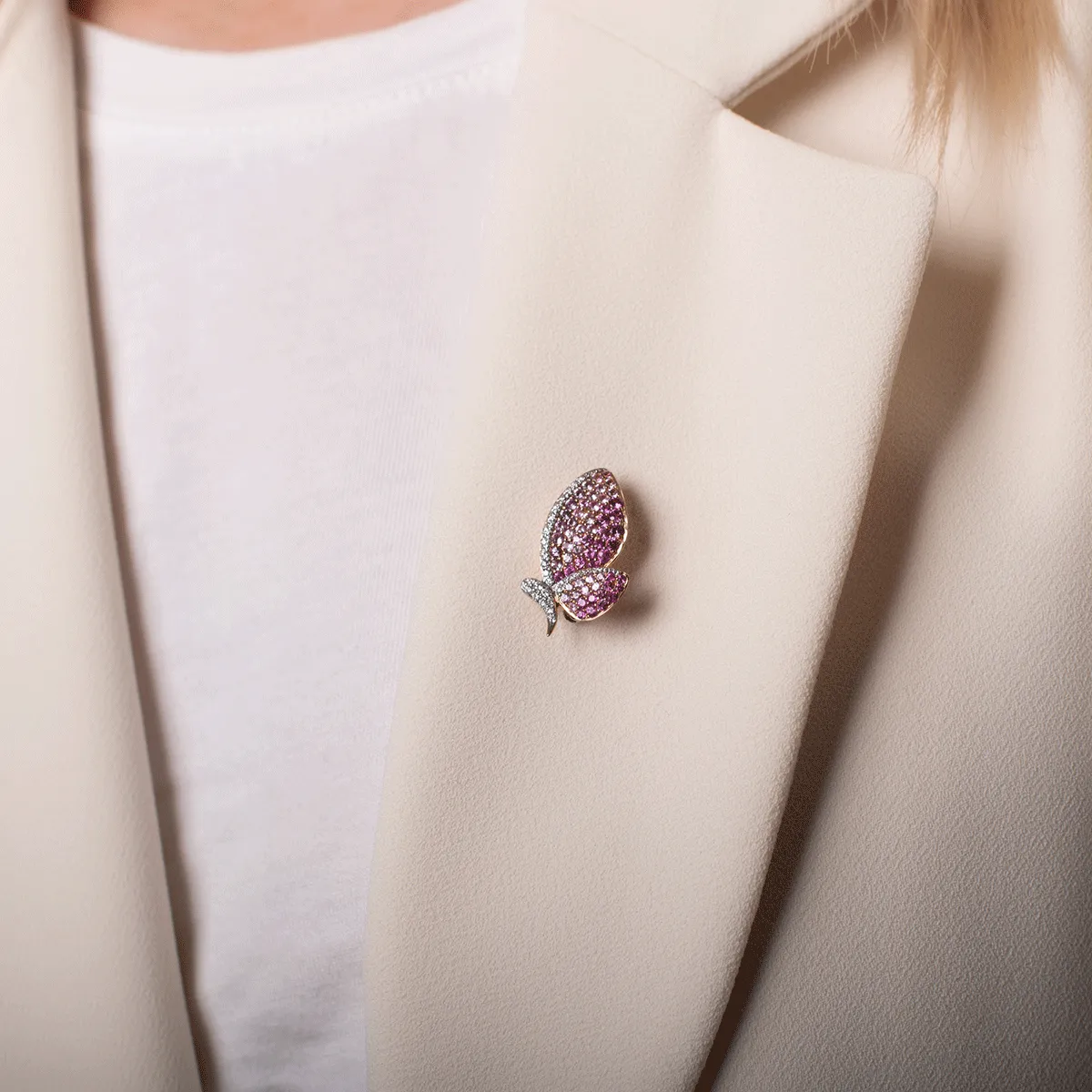 18K rose gold brooch with 1.43ct pink sapphire and 0.21ct diamonds