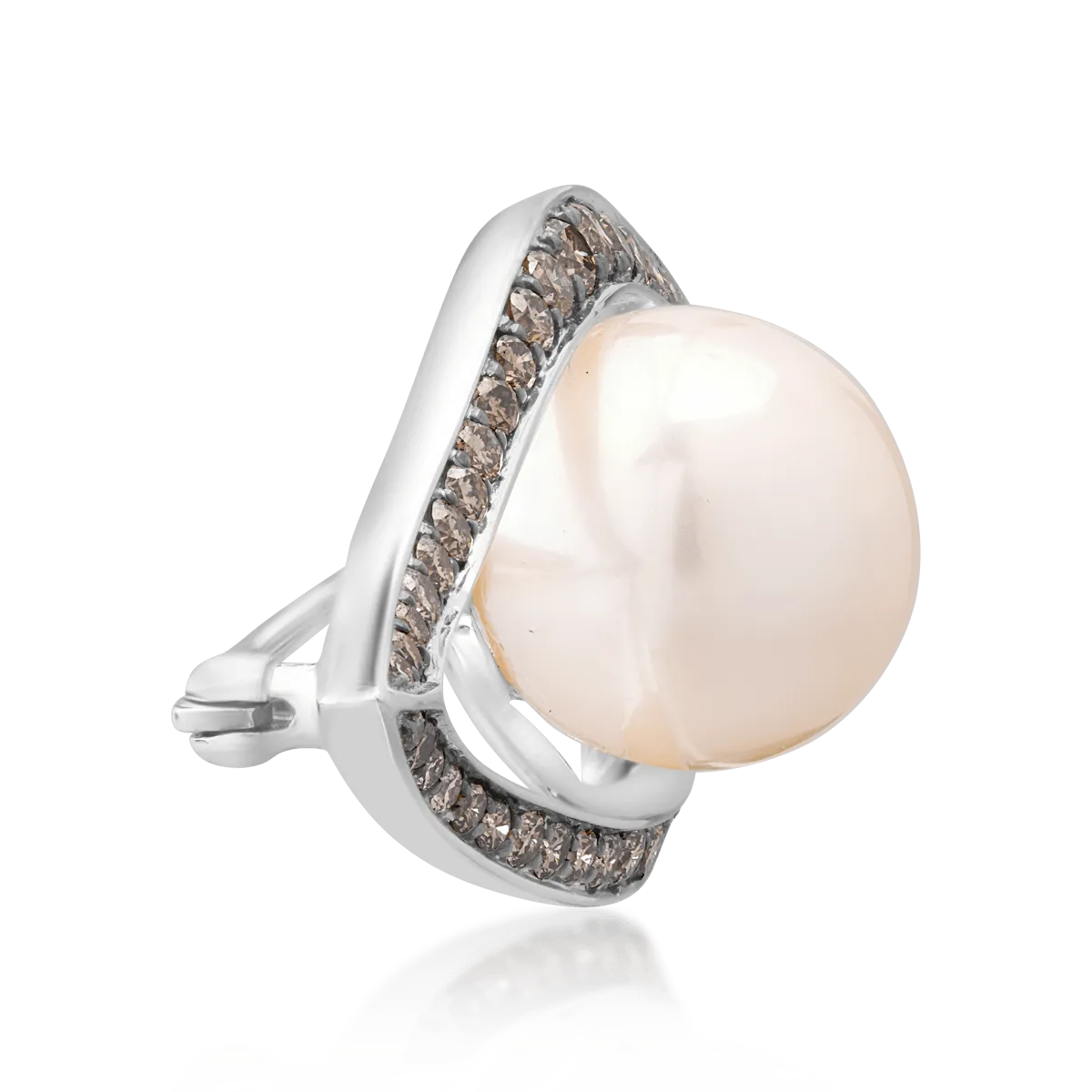 18K white gold brooch with 1ct freshwater cultured pearl and 0.77ct brown diamonds
