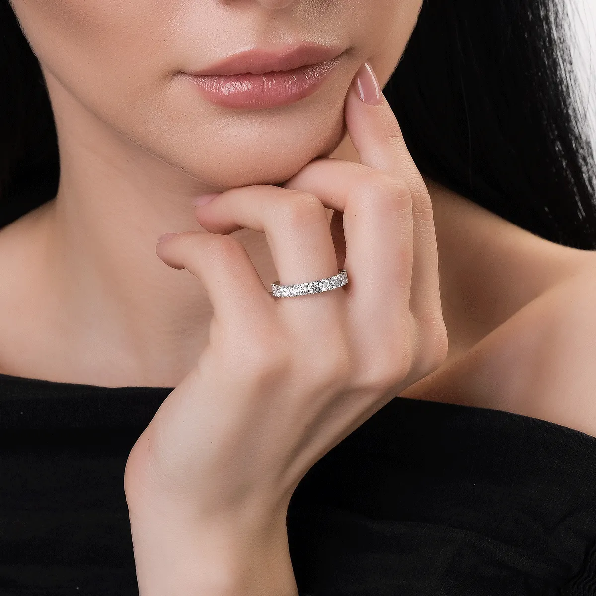 Pierścionek z 18K białego złota i diamenty 0.98kr