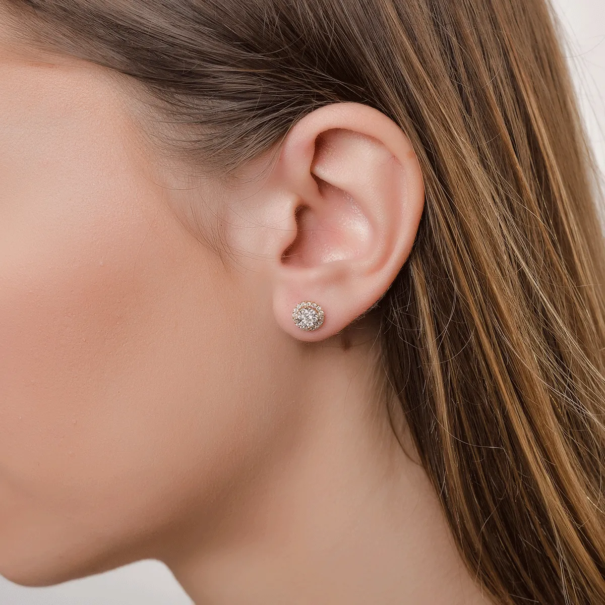 Cercei din aur galben cu diamante de 0.5ct