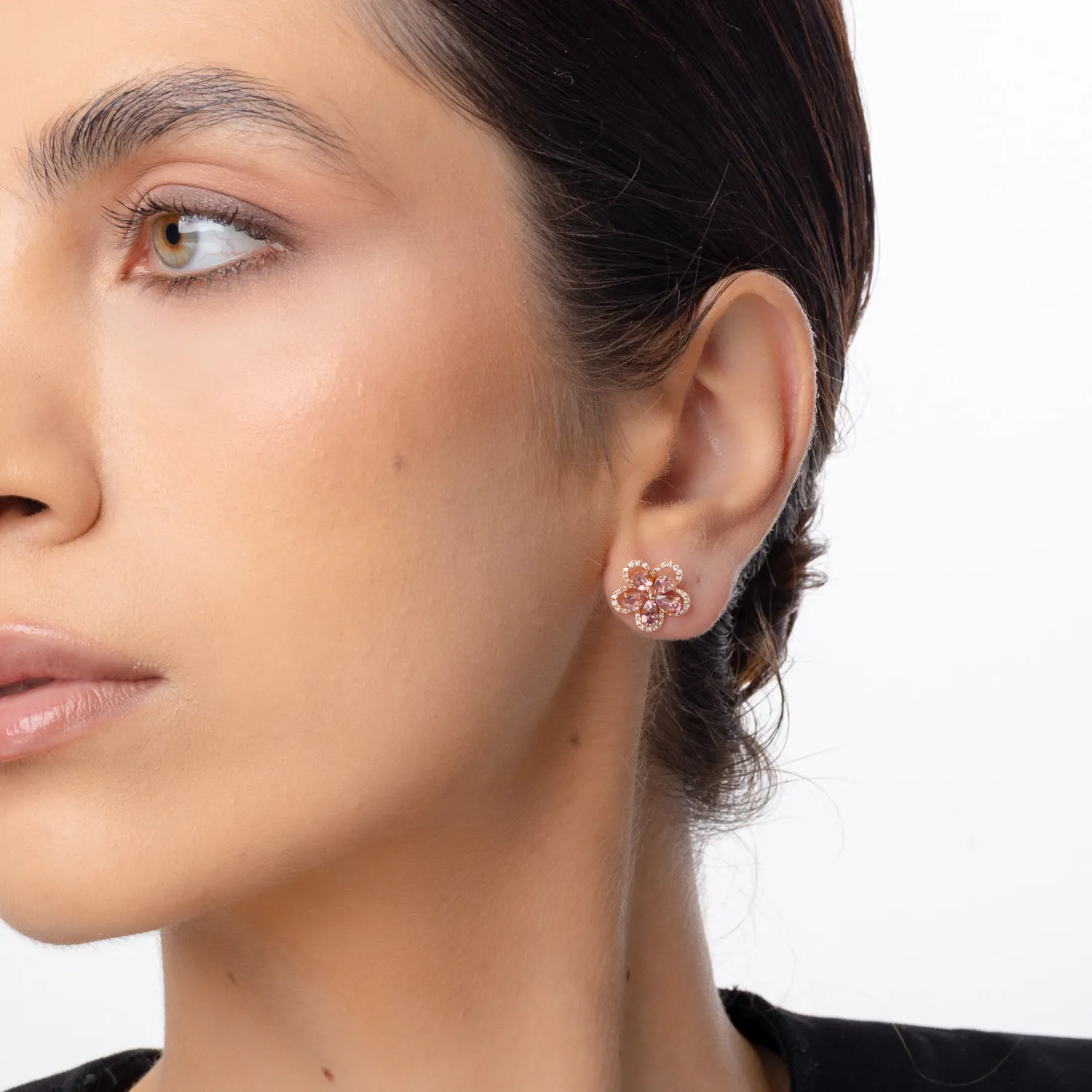 18K rose gold flower earrings with pink tourmalines of 2.1ct and diamonds of 0.29ct