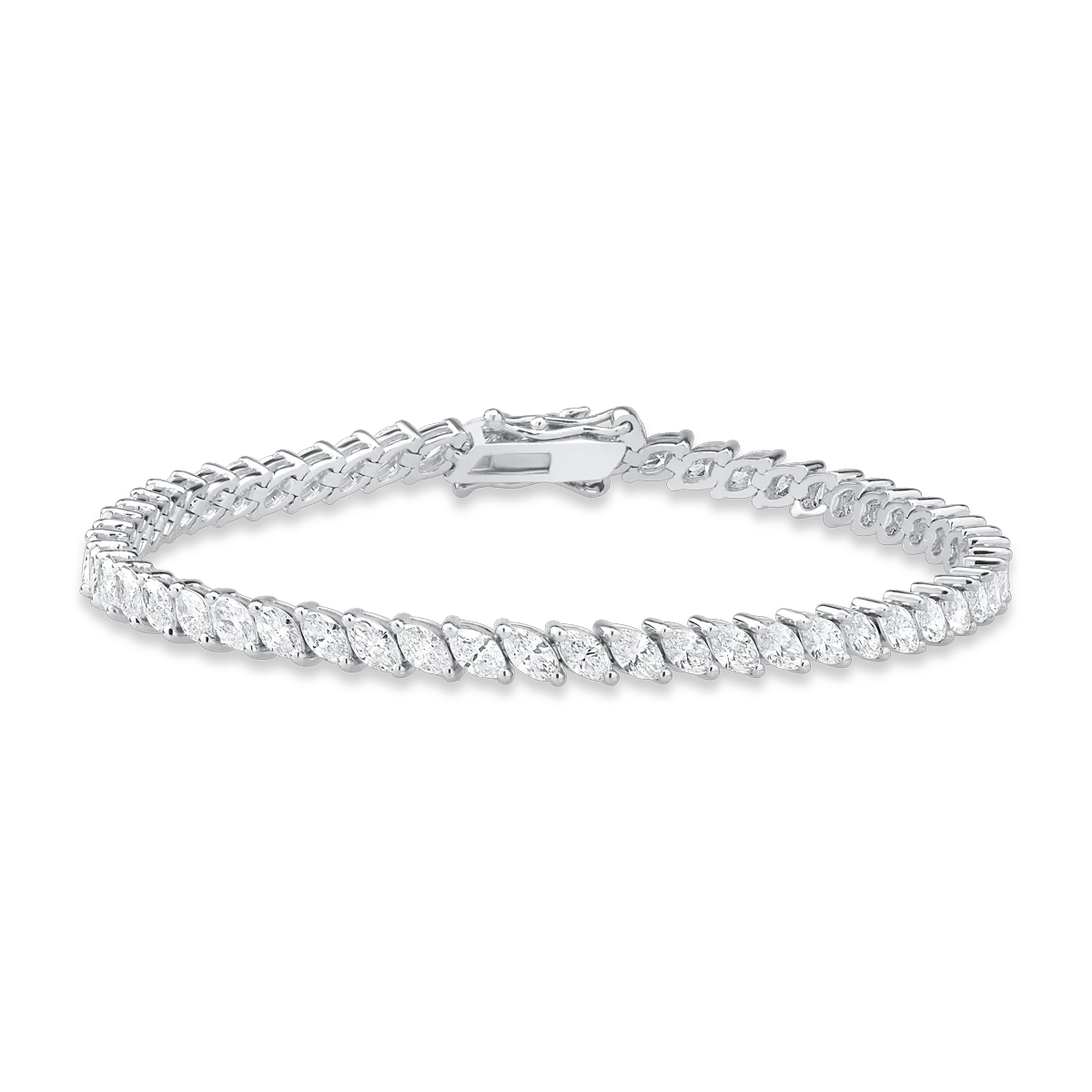 18K white gold bracelet with diamonds of 5.9ct