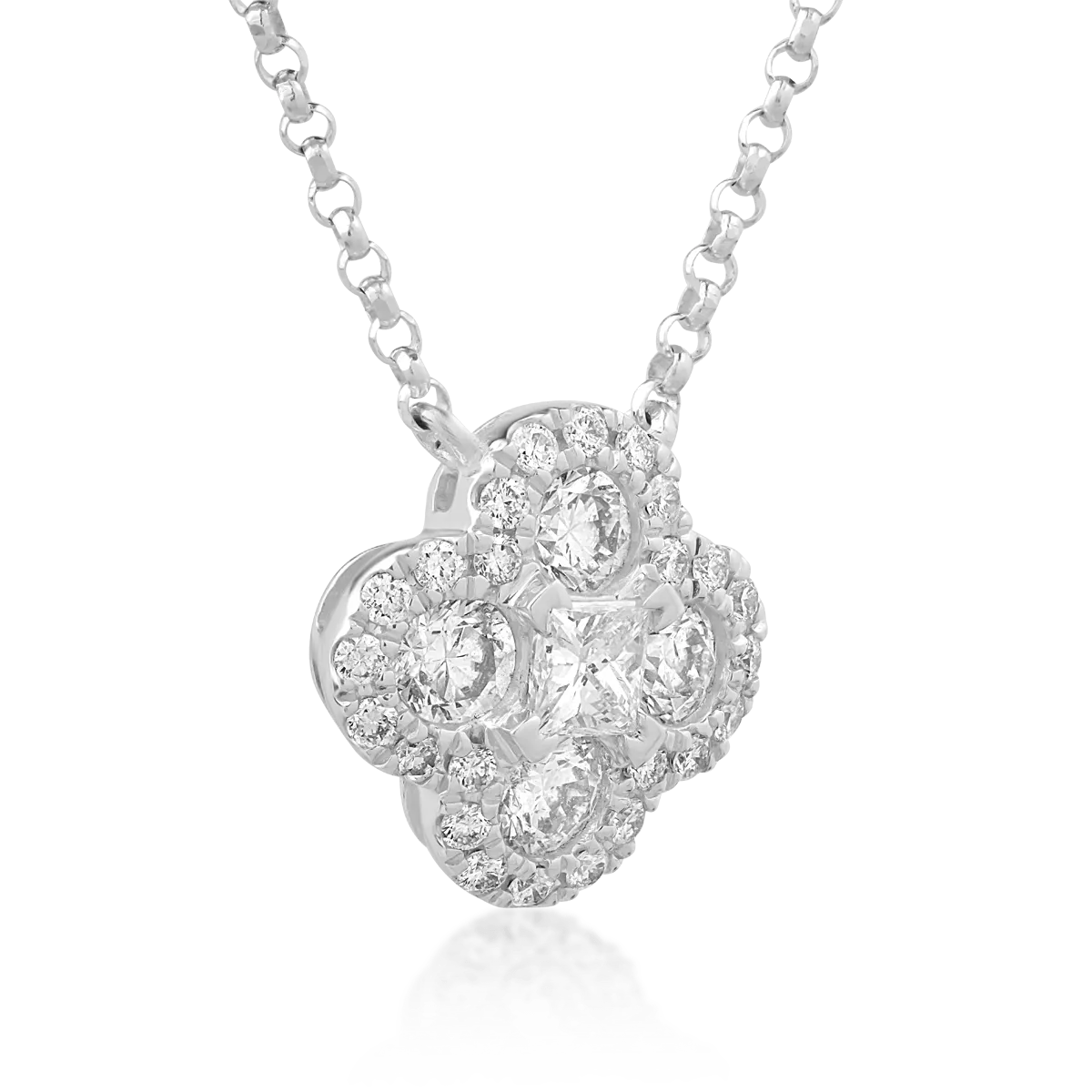 18K white gold pendant necklace with 0.65ct diamonds