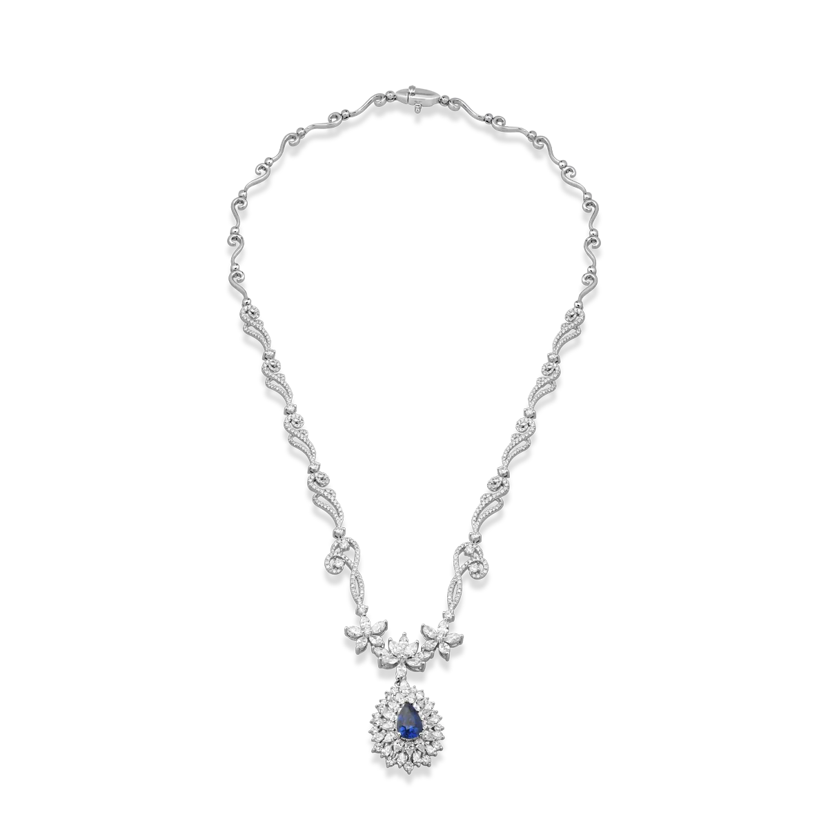 Colier din aur alb cu diamante de 4.26ct
