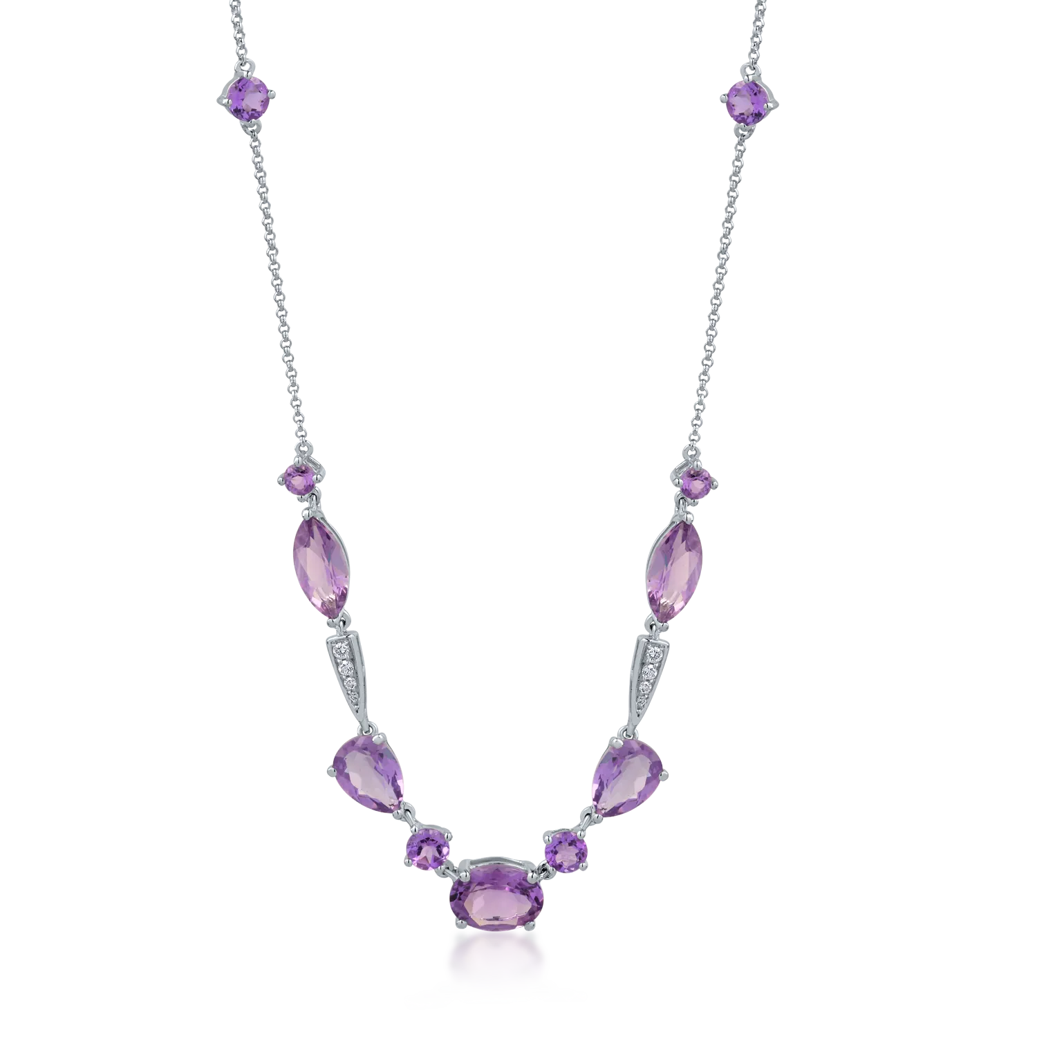 18K white gold necklace with 7.7ct amethysts and 0.09ct diamonds