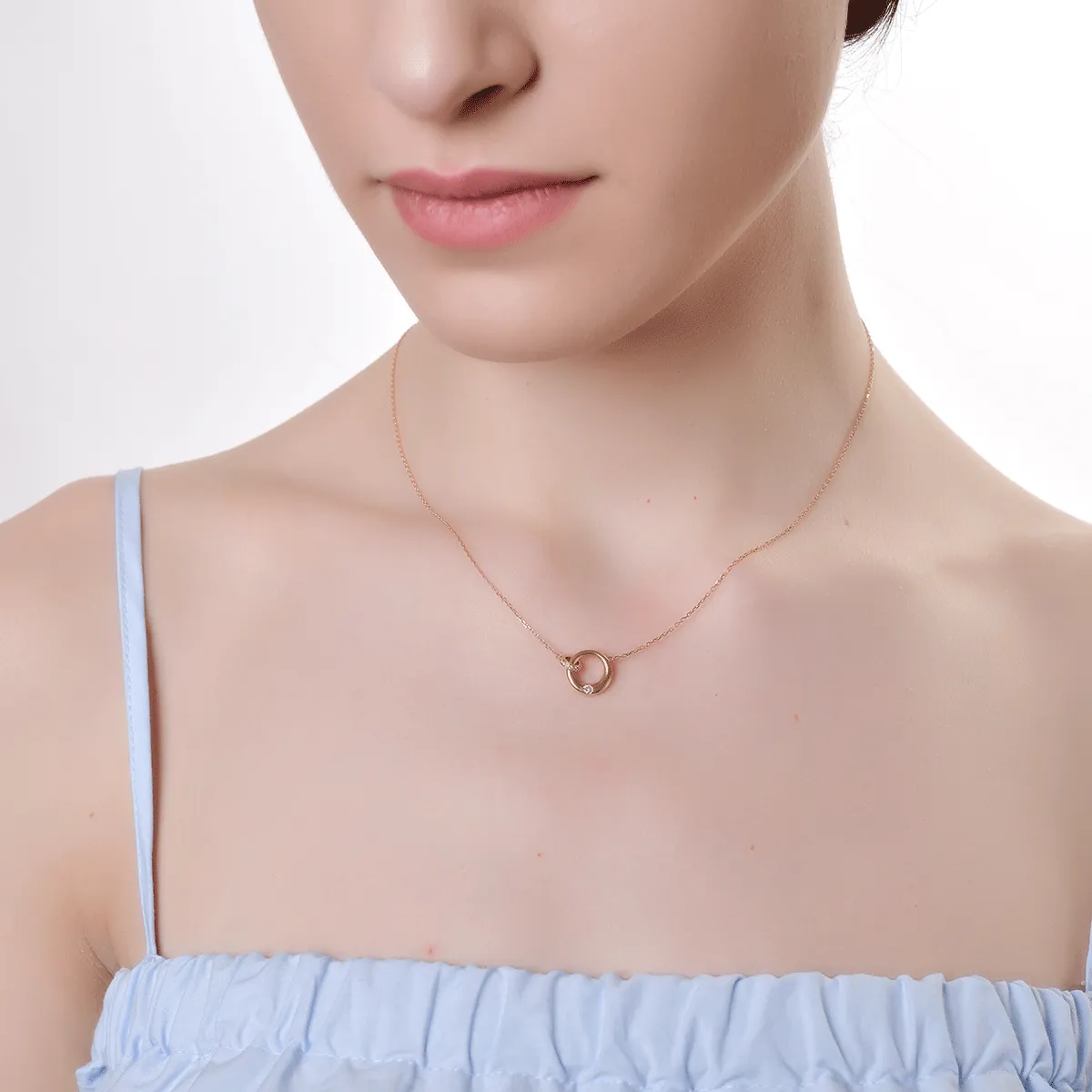 18K rose gold pendant necklace with diamonds of 0.05ct