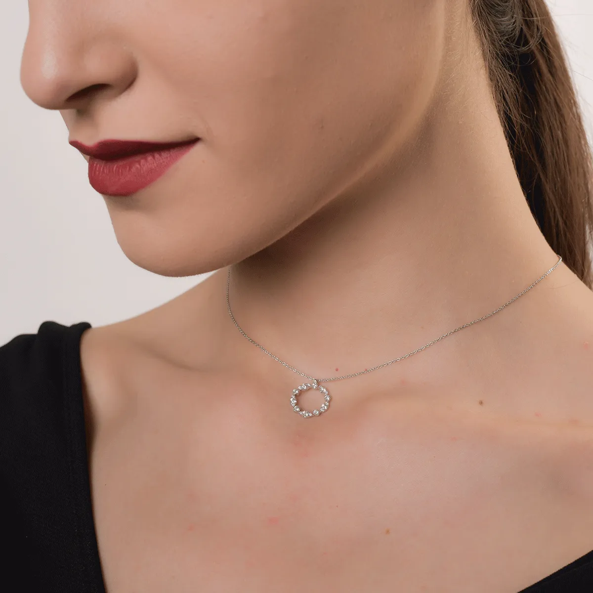 Lánc, 18 k fehér arany pandant 0.35ct gyémánt