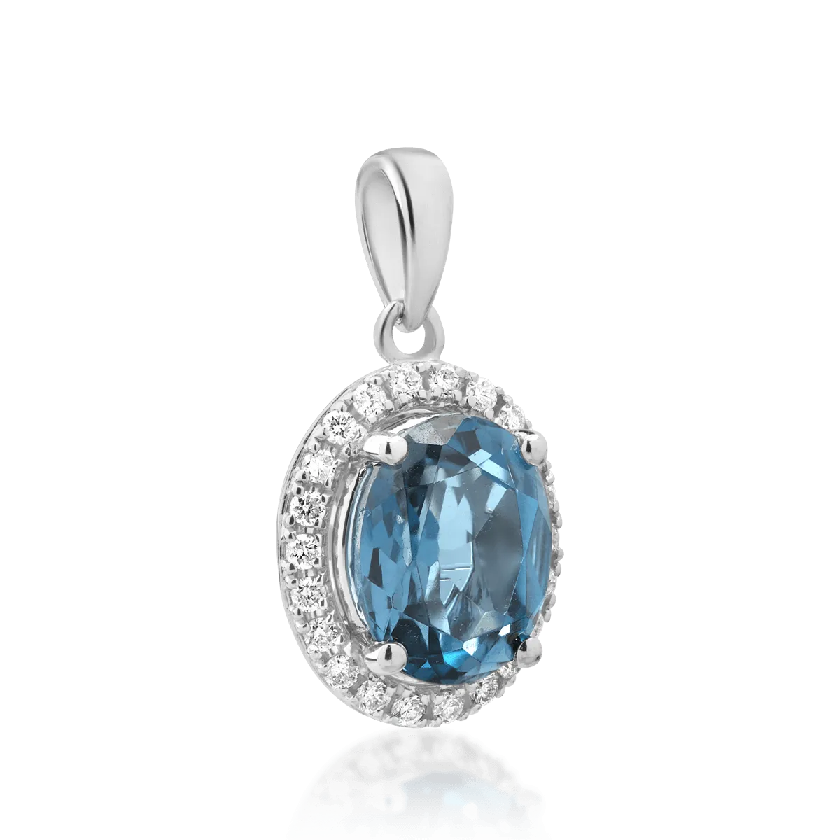 18K white gold pendant with 2.45ct topaz and 0.16ct diamonds