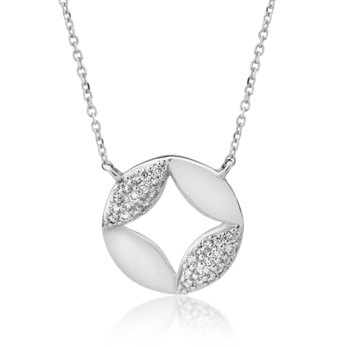 18K white gold pendant necklace with 0.09ct diamonds