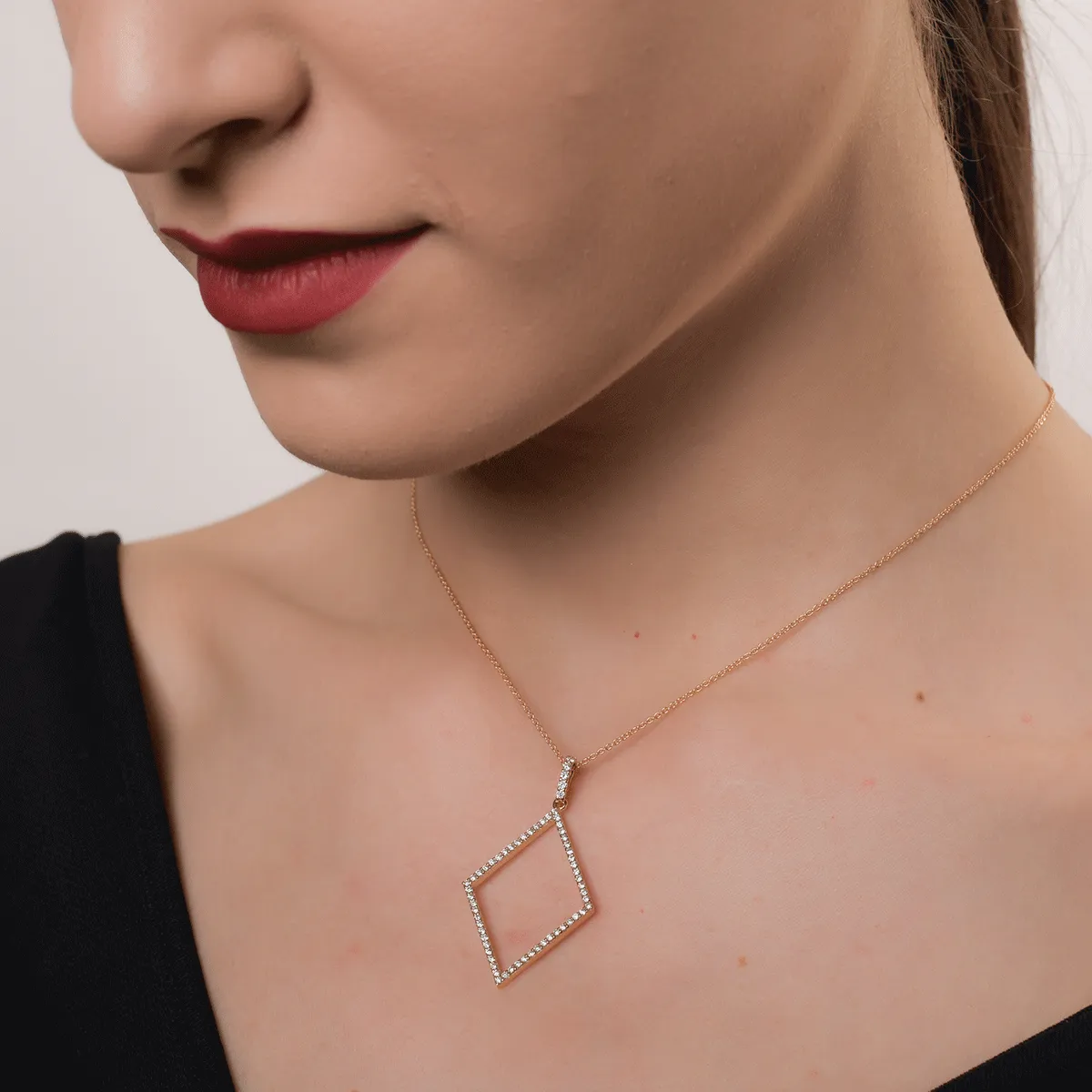 18K rose gold geometric pendant necklace with 0.54ct diamonds