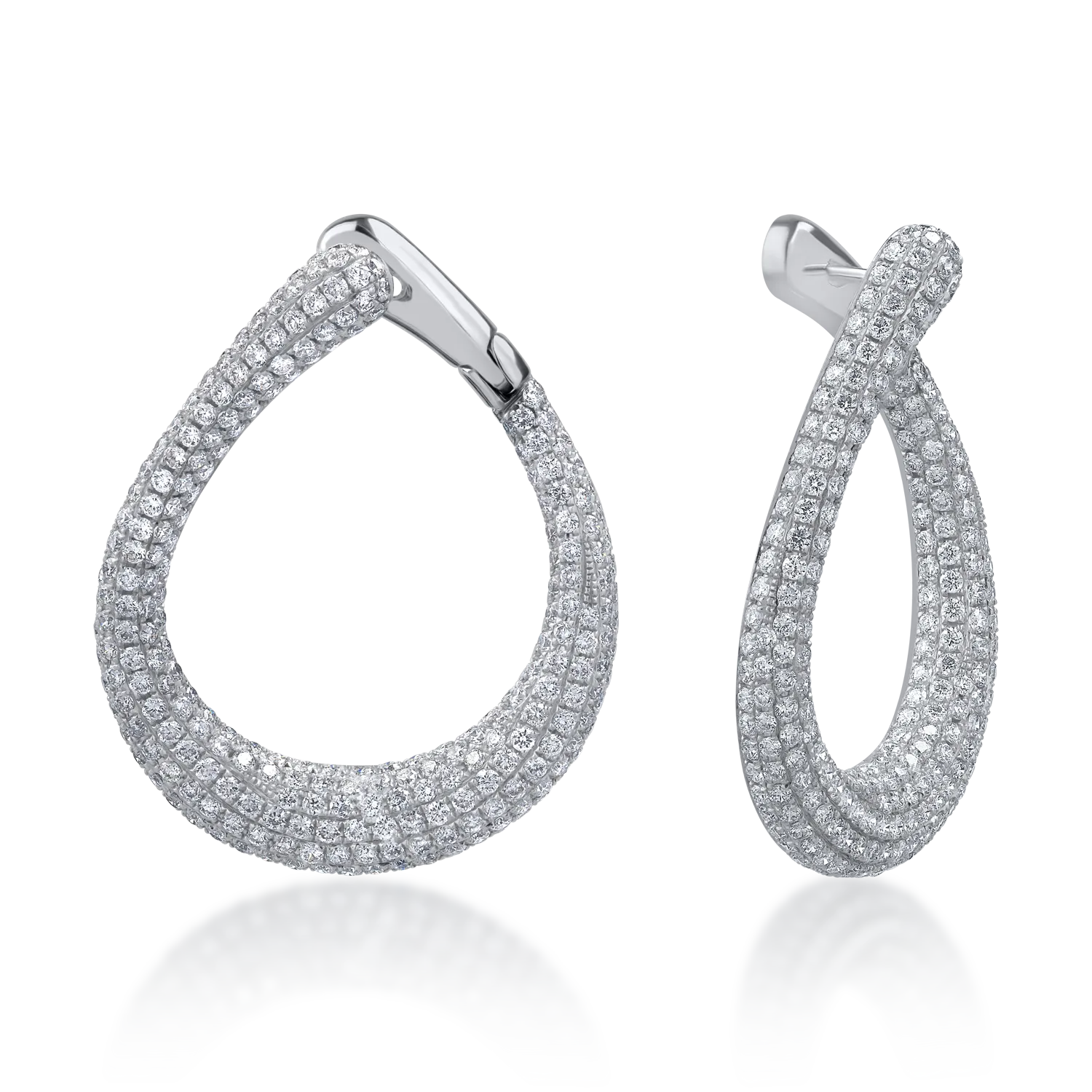18K white gold earrings with 3.58ct diamonds