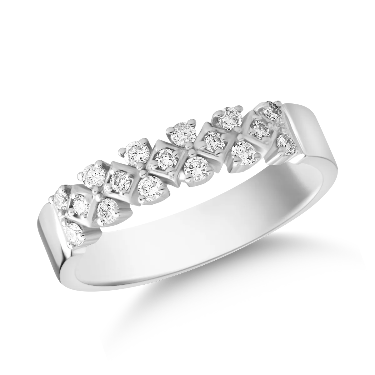 Пръстен от бяло злато с диаманти 0.2кт