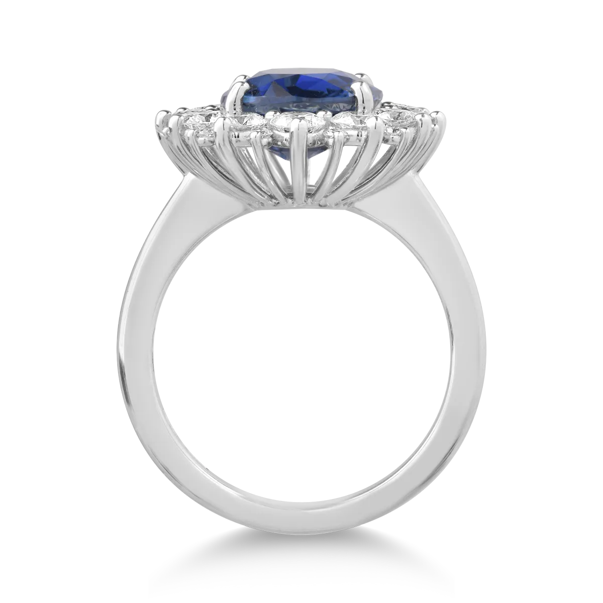 18K white gold ring with 4.96ct sapphire and 1.37ct diamonds