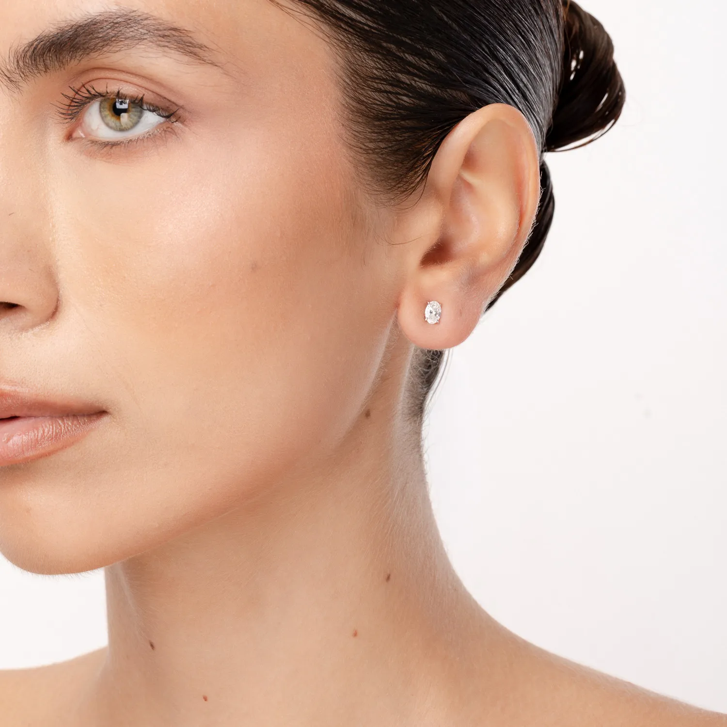 Cercei din aur alb cu diamante ovale de 0.8ct — imaginea 5