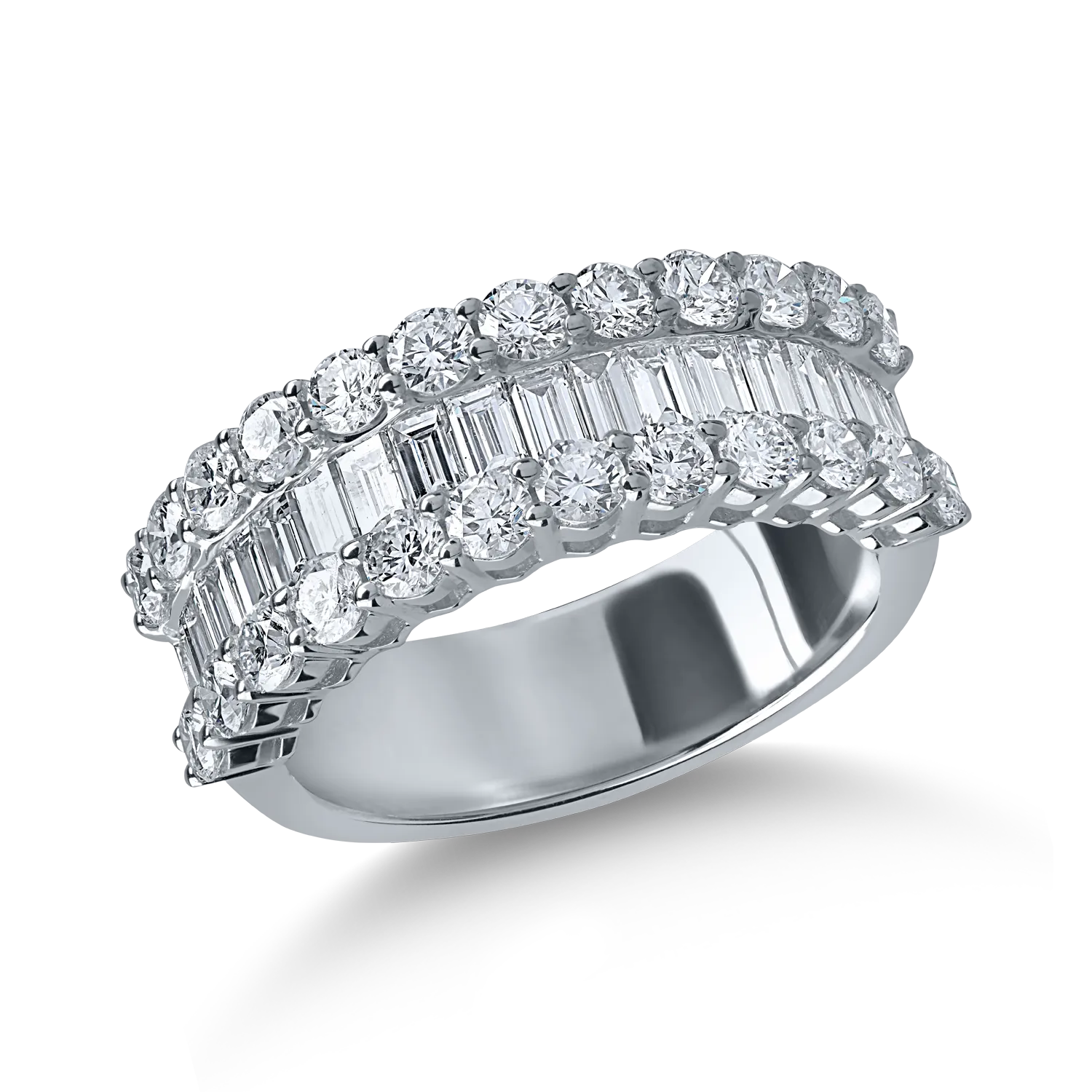Fehérarany gyűrű 2.2ct gyémántokkal