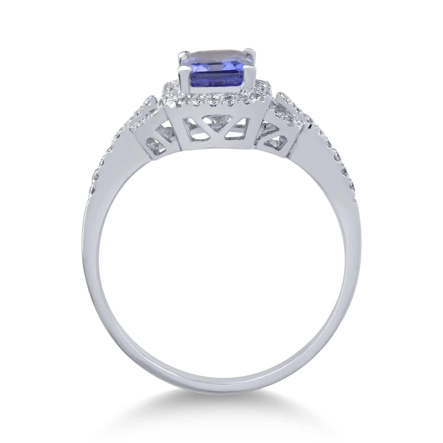 14K white gold ring with 1.19ct tanzanite and 0.2ct diamonds