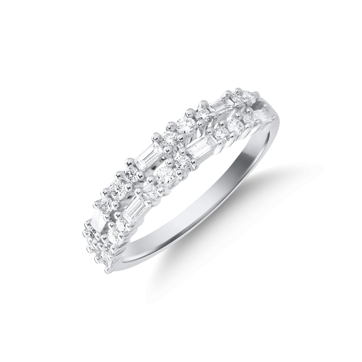 18K white gold ring with 0.48ct diamonds