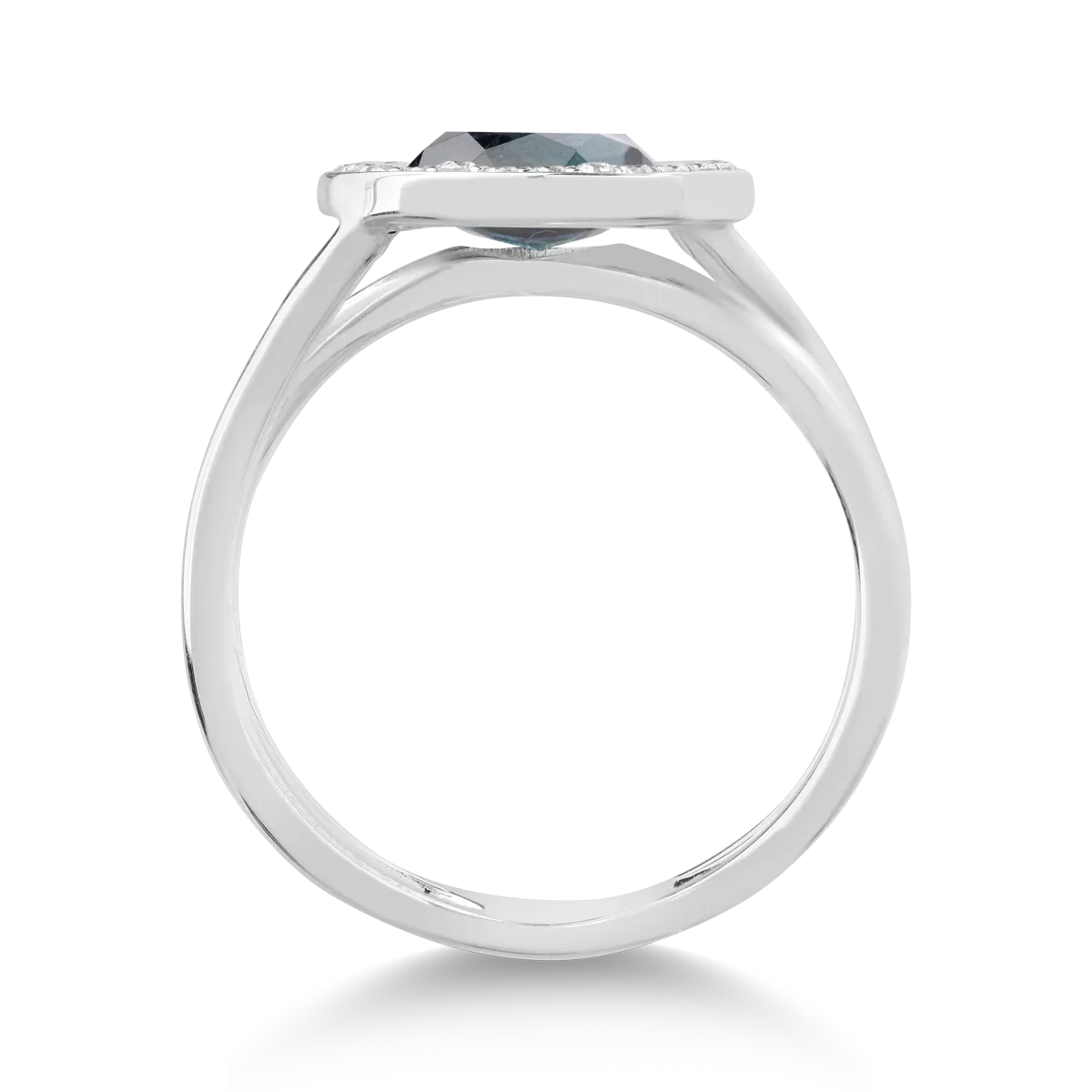 Пръстен от 18K бяло злато с 1.68ct лондонски син топаз и 0.156ct диаманти