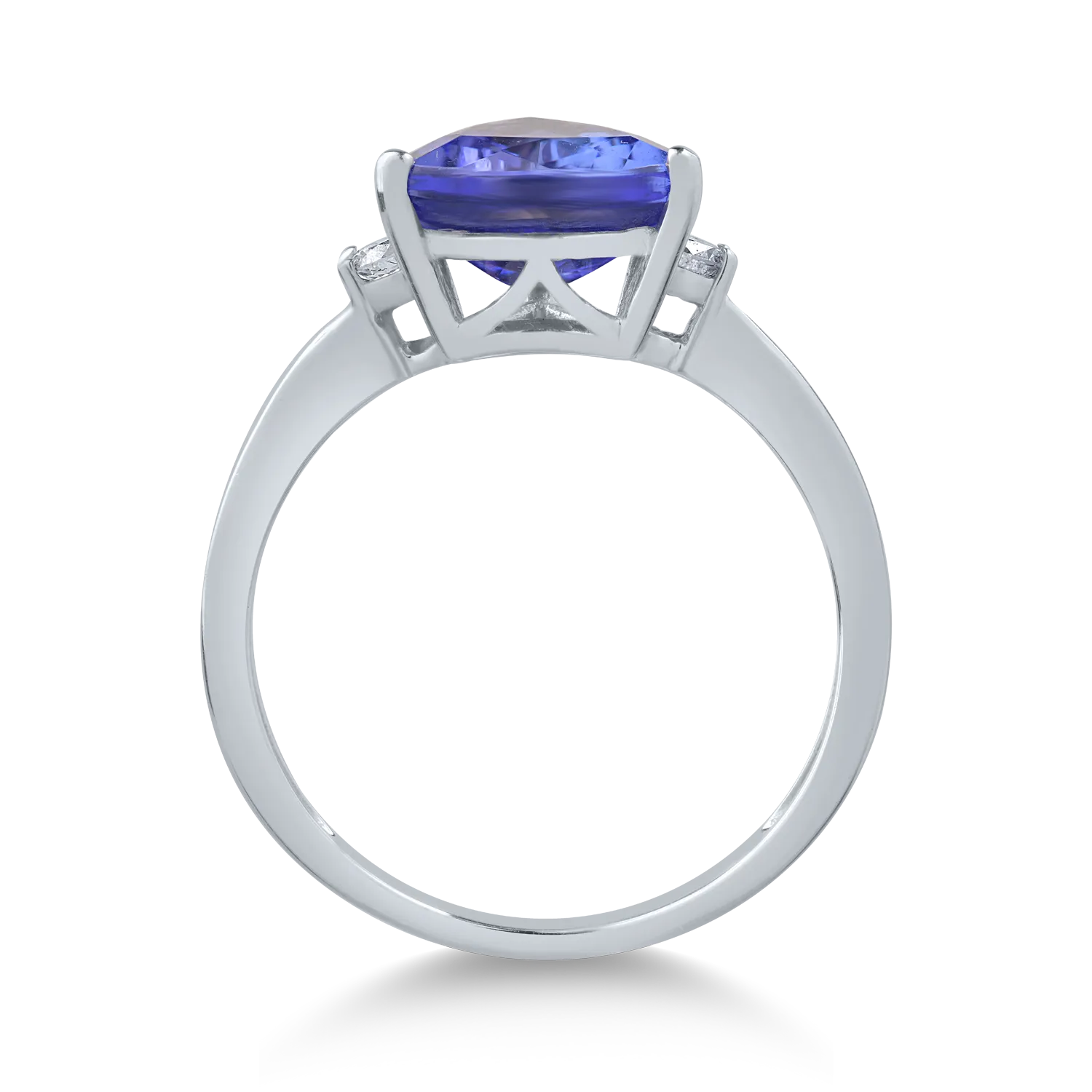 14K white gold ring with 2.31ct tanzanite and 0.13ct diamonds