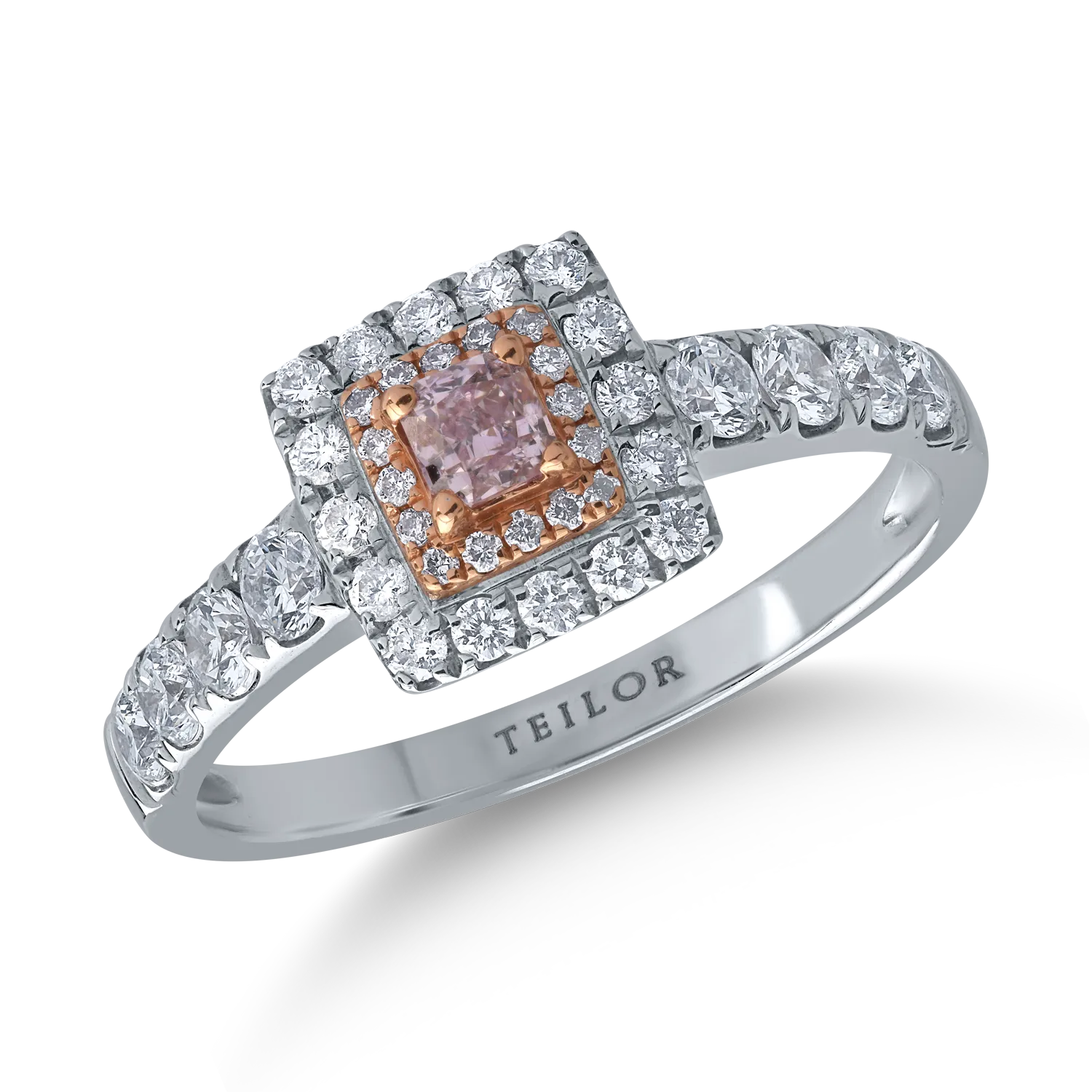 18K white gold ring with 0.78ct diamonds