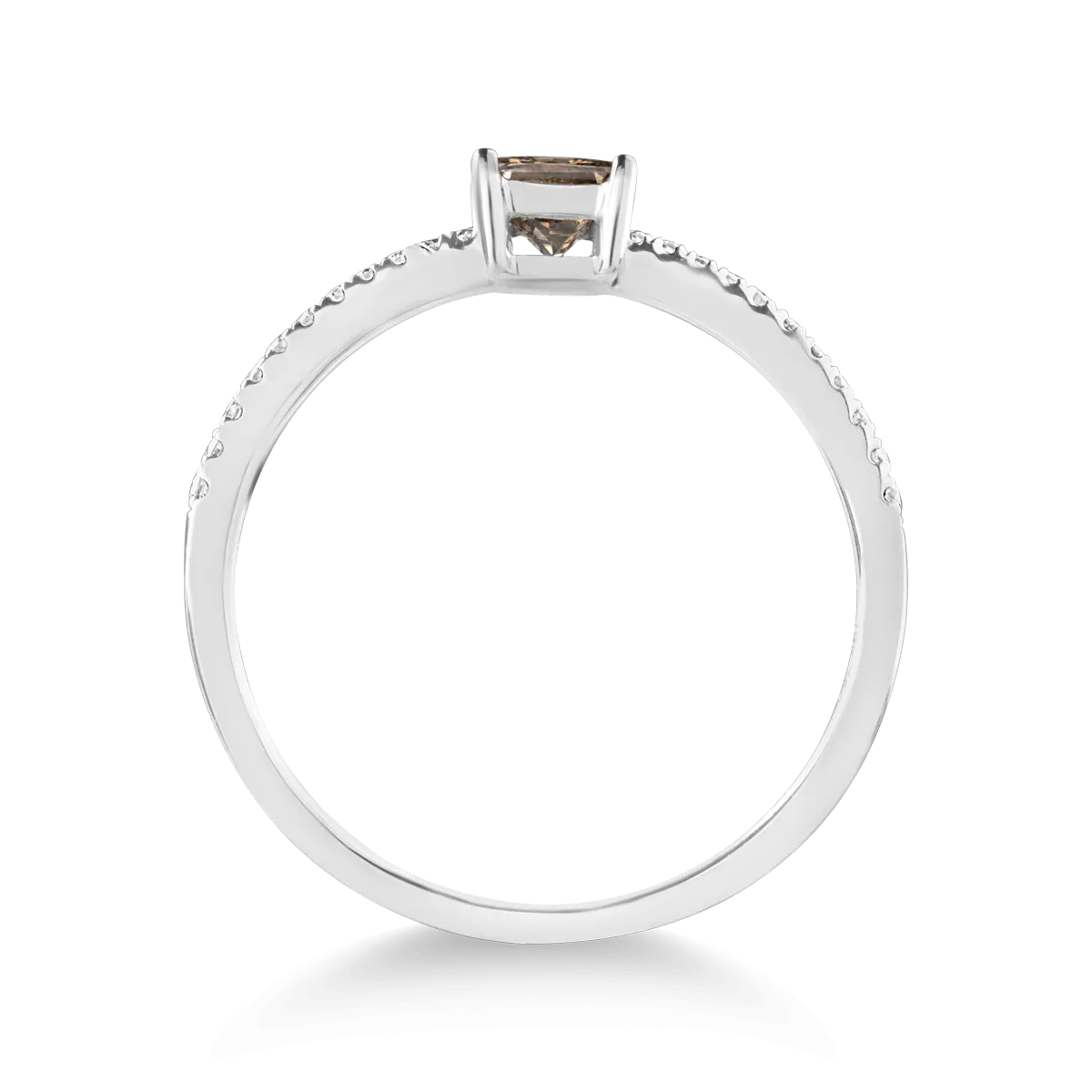 Inel din aur alb de 18K cu diamant maro de 0.45ct si diamante transparente de 0.09ct