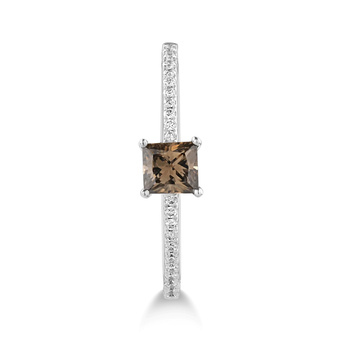 Inel din aur alb de 18K cu diamant maro de 0.45ct si diamante transparente de 0.09ct