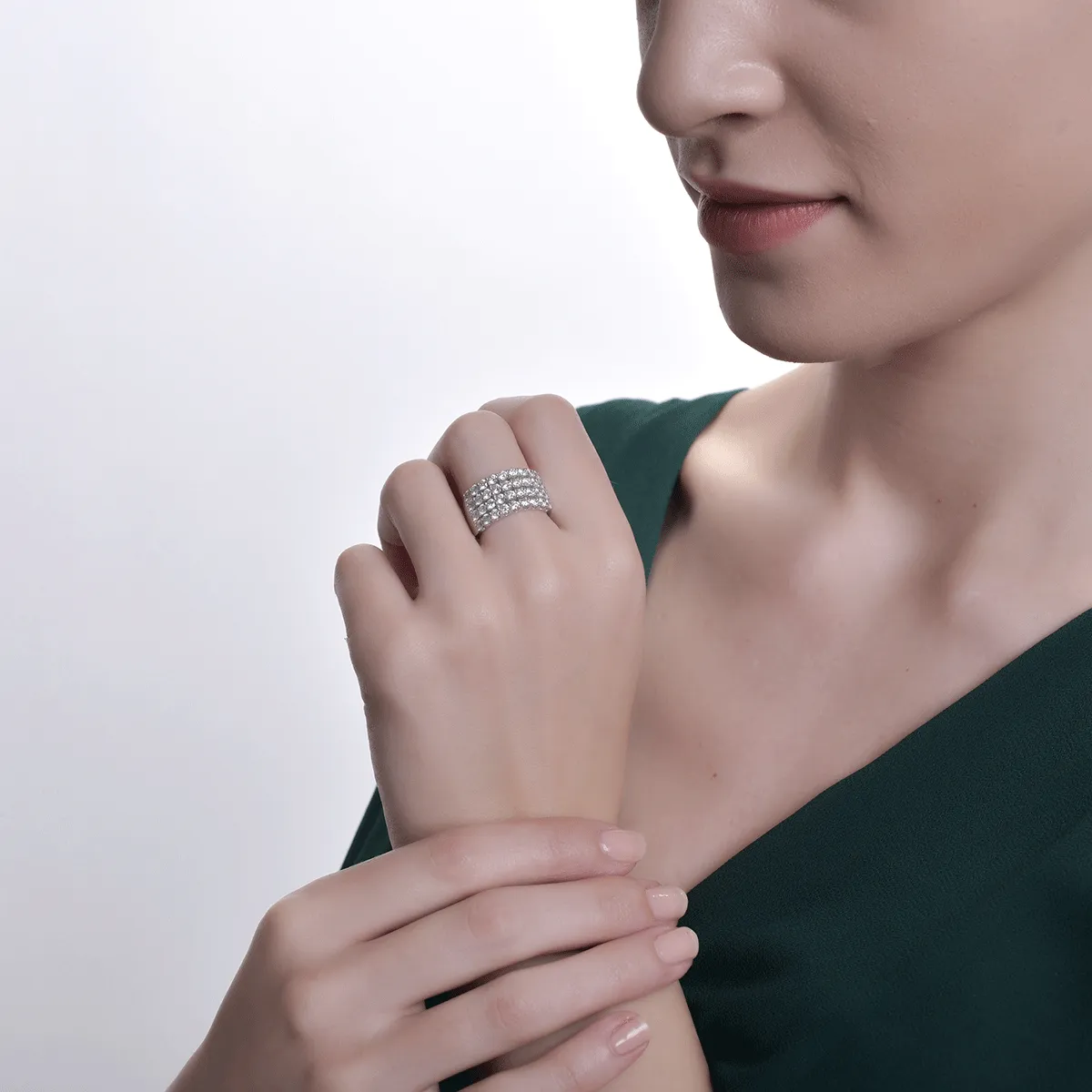 Inel din aur alb de 18K cu diamante de 2ct