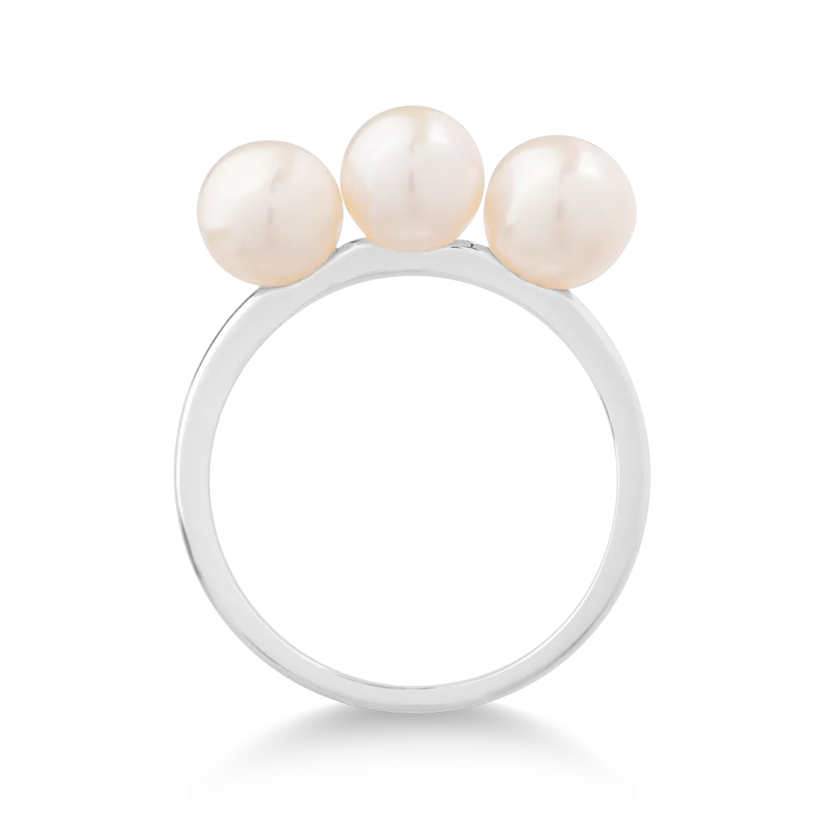 14K white gold ring with 3ct freshwater cultured pearls