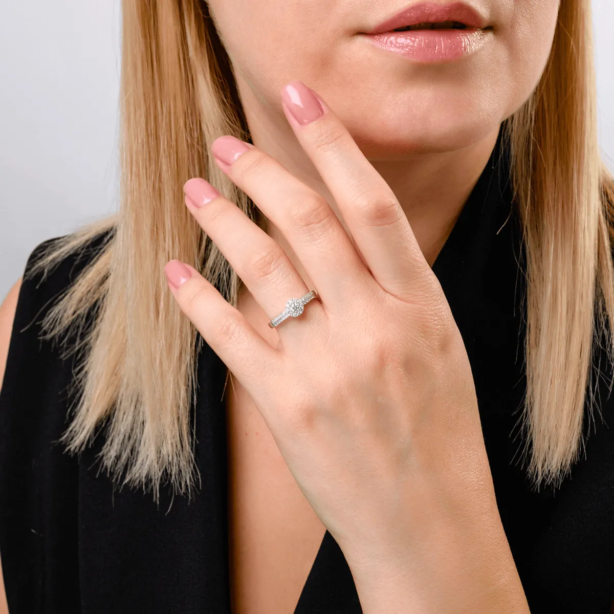 Inel din aur alb cu diamant de 0.09ct si diamante de 0.21ct - imagine 3