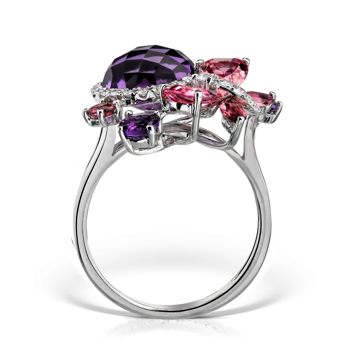 18K white gold ring with precious and semi-precious stones of 7.33ct