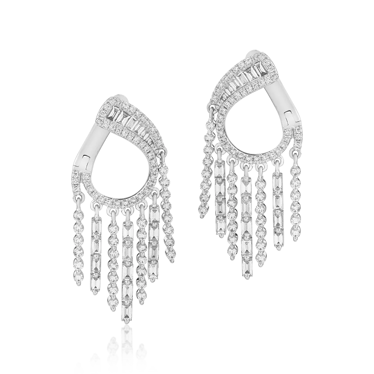 Teilor Cercei din aur alb cu diamante baguette si round de 1.84ct
