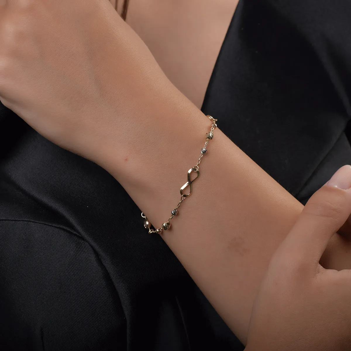 Karkötő 14 k sárga arany varázsa