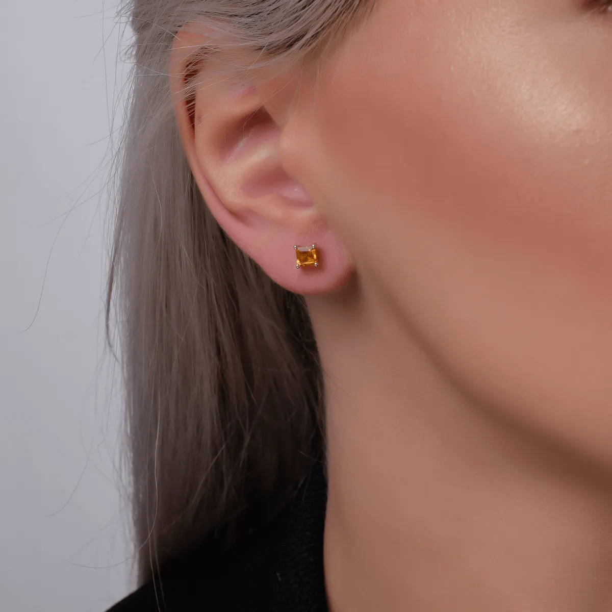 14 k sárga arany fülbevaló 0.6ct citrinekkel