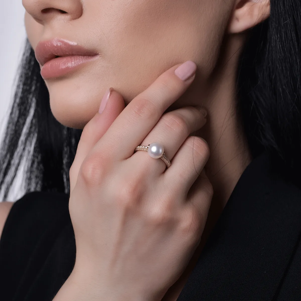 Pierścionek z żółtego 14K złota z 3.5ct perłą słodkowodną i 0.15ct diamentami