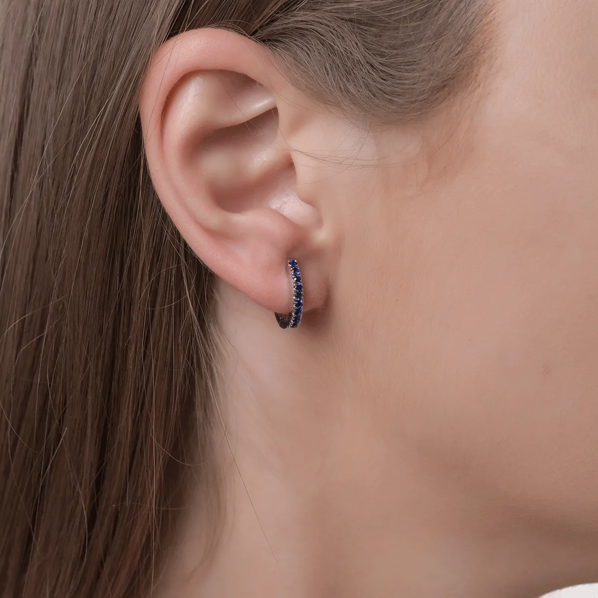 18k fehér arany fülbevaló sapphires 0.4ct