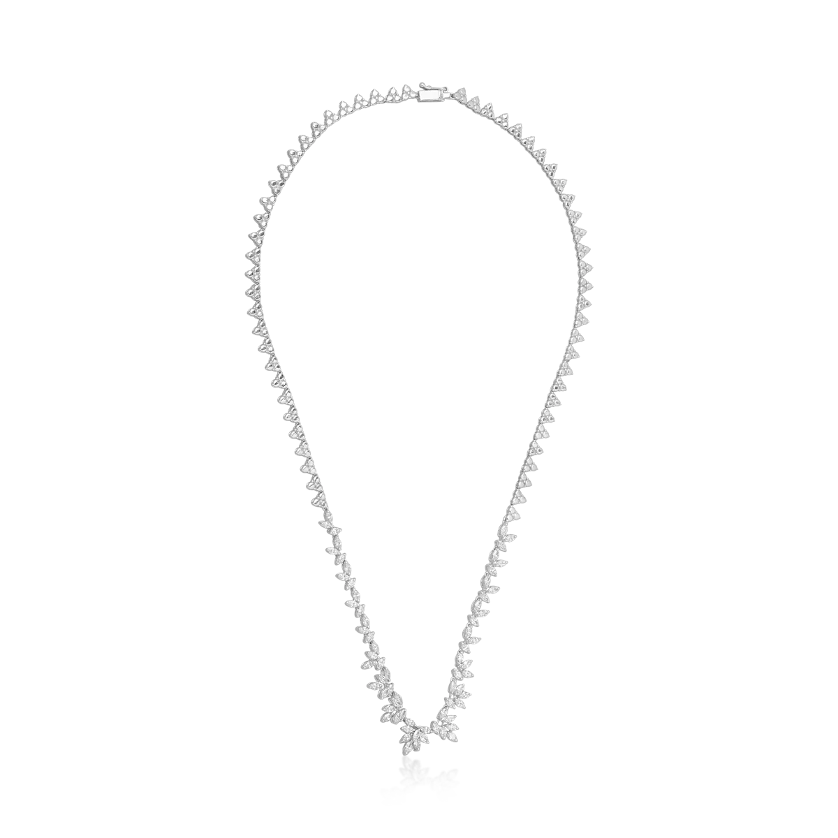 18K white gold necklace with diamonds of 3.41ct