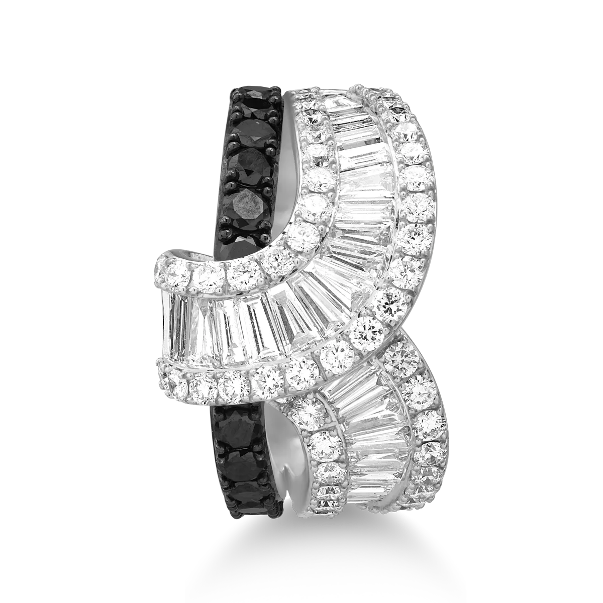 18K white gold ring with 0.75 ct black diamonds and 2.54 ct clear diamonds