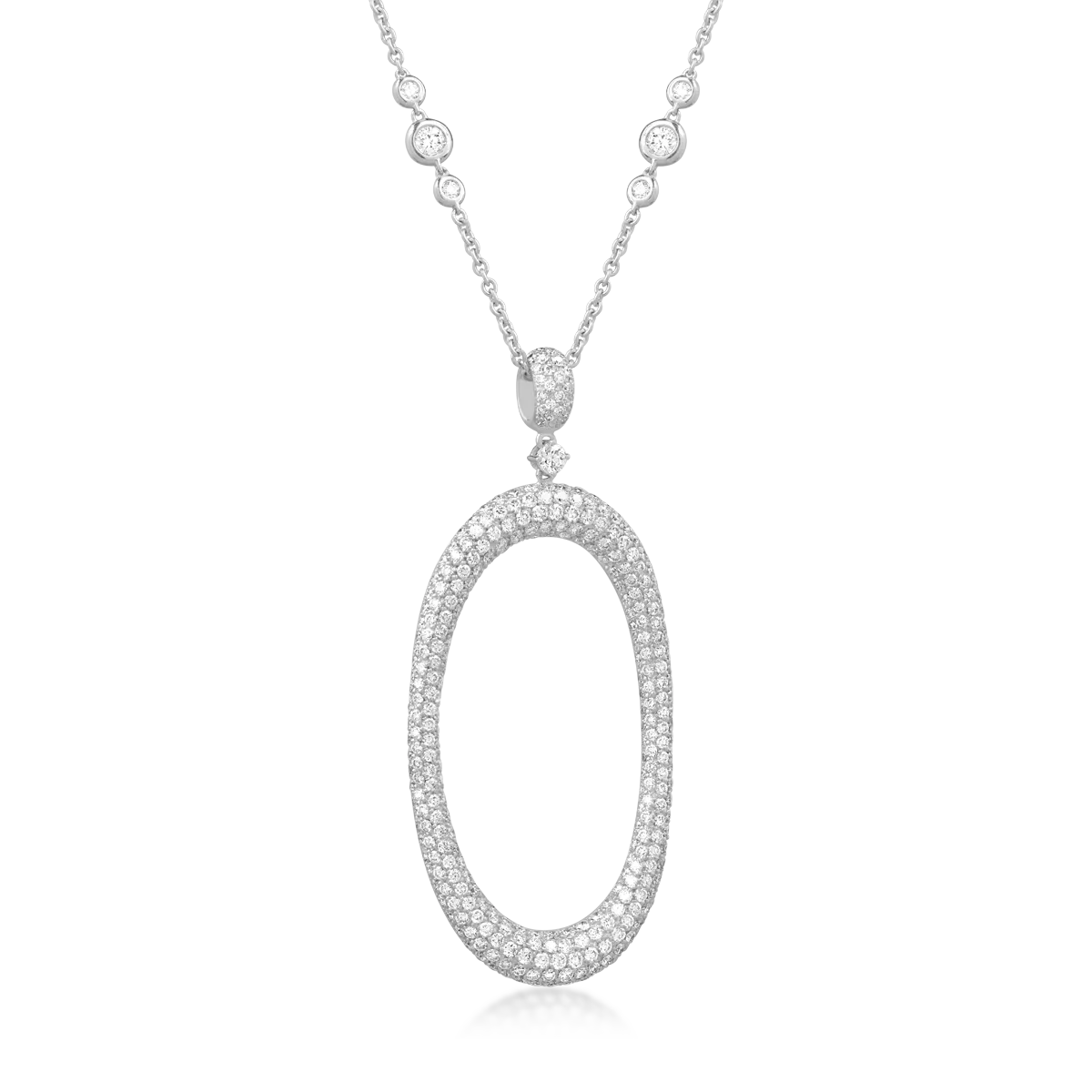 Lant cu pandantiv din aur alb cu diamante de 5.5ct