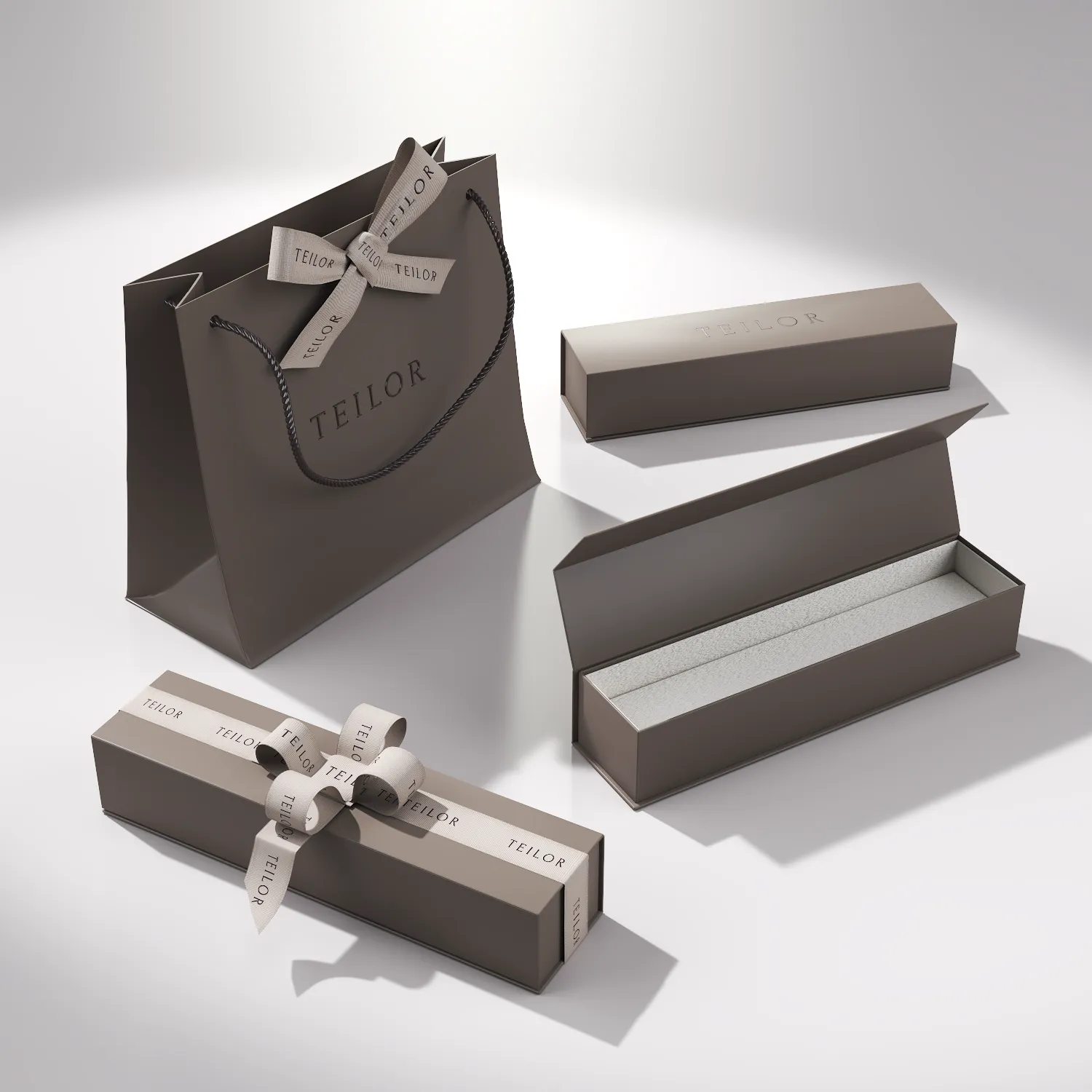 Bratara pentru copii cu ingeras din aur alb de 14K cu diamant de 0.02ct