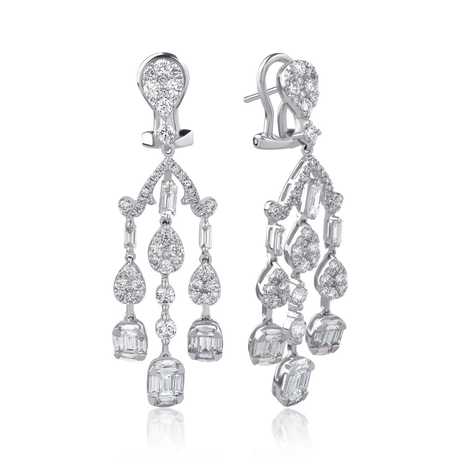 18K white gold earrings with 3.36ct diamonds