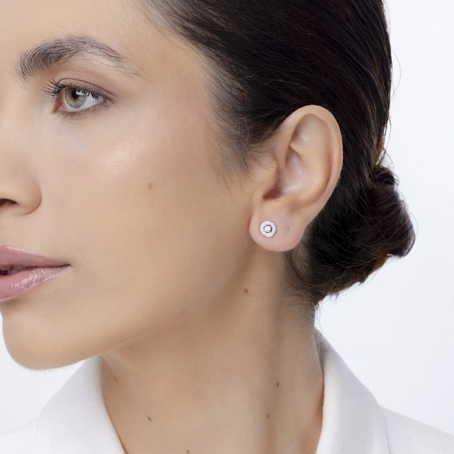 14K white gold earrings with 0.29ct diamonds
