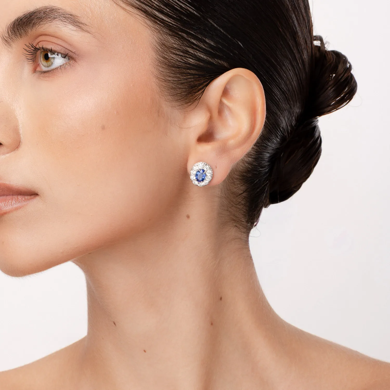 18k fehér arany fülbevaló 2.83ct sapphires és 2,49ct gyémánt