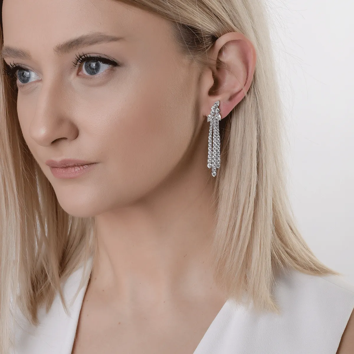 Обеци от 18K бяло злато с диаманти 6.9ct