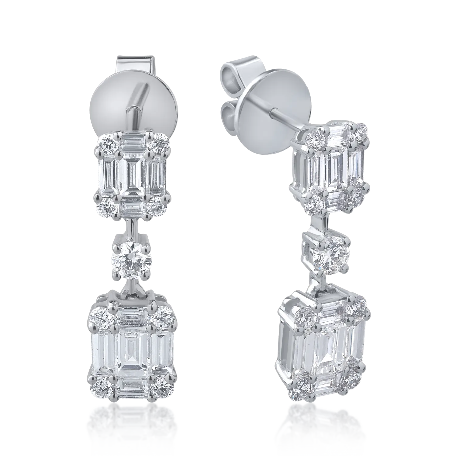 18K white gold earrings with 1.79ct diamonds