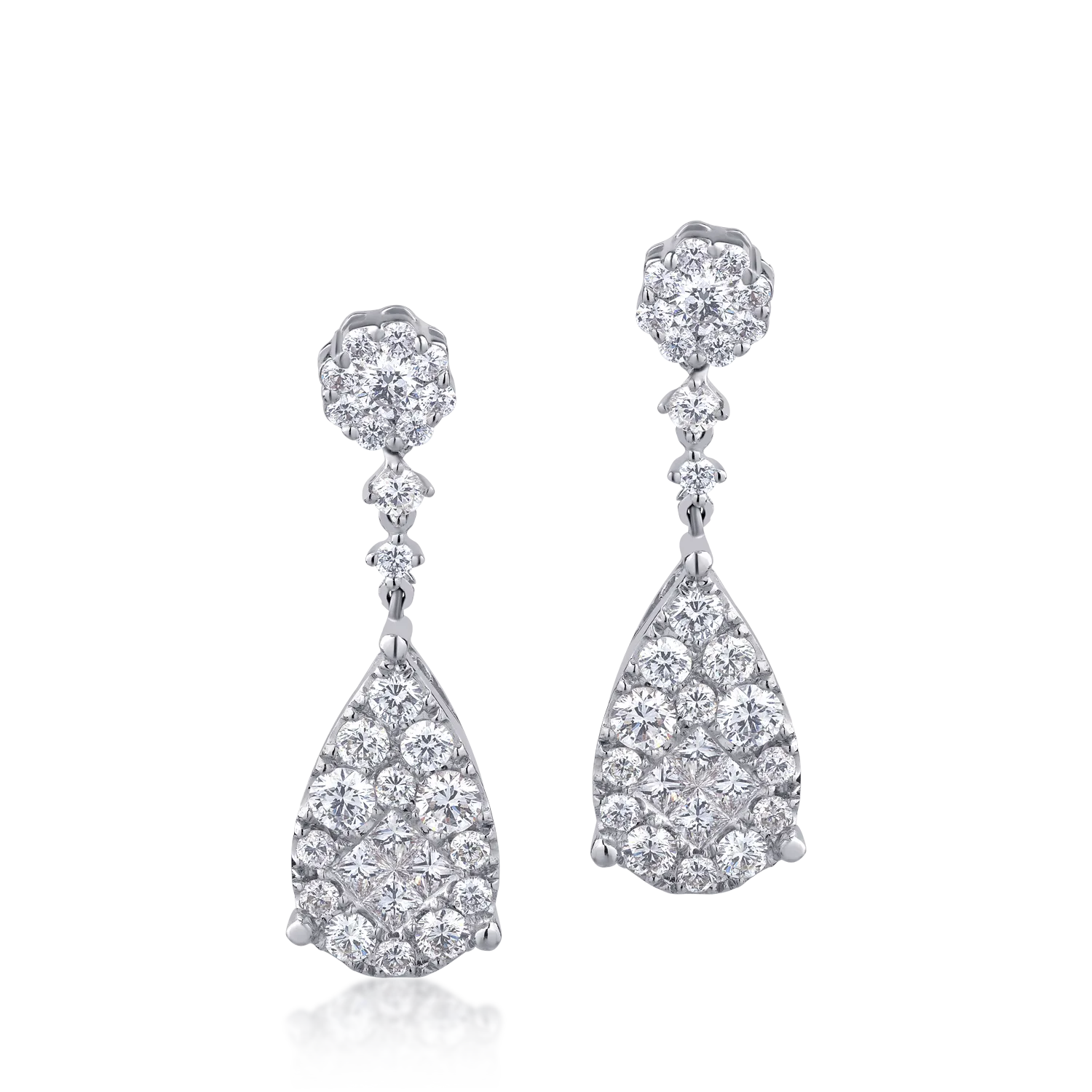 18K white gold earrings with 2.04ct diamonds